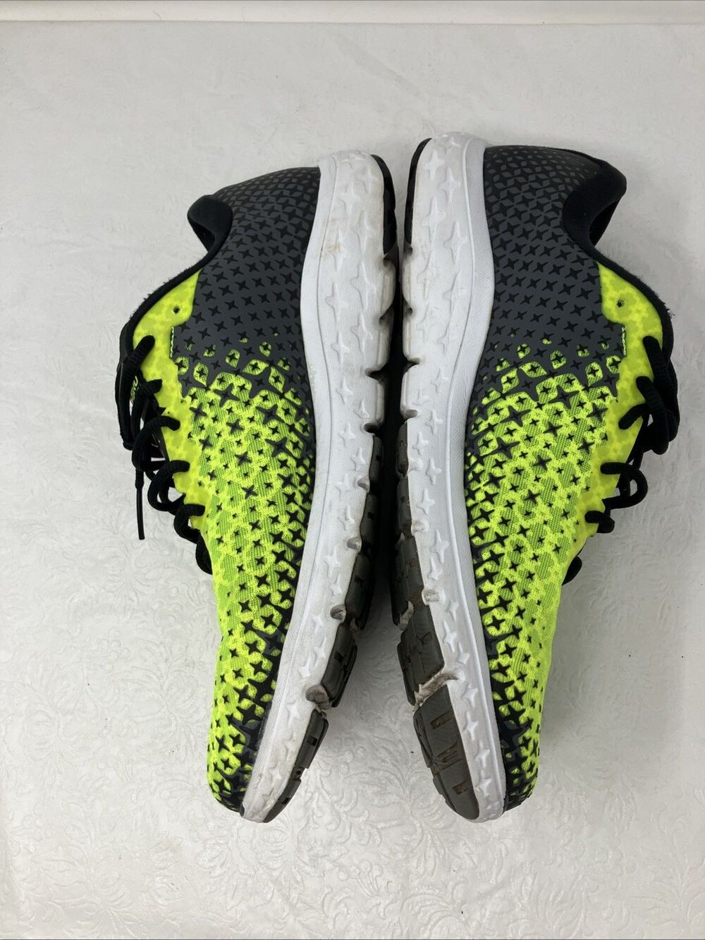 Brooks Pure Flow 5 Yellow Mens US Size 12 EUR 46 1102161D761 Running Shoes